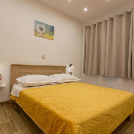 Apartments By The Sea Cove Zastupac, Hvar - 8761 Хвар Екстериор снимка