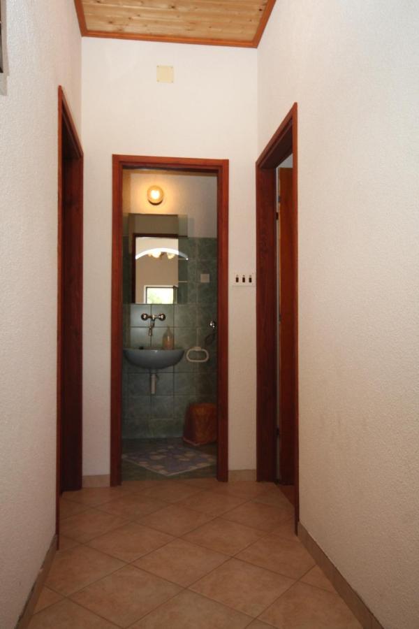Apartments By The Sea Cove Zastupac, Hvar - 8761 Хвар Екстериор снимка