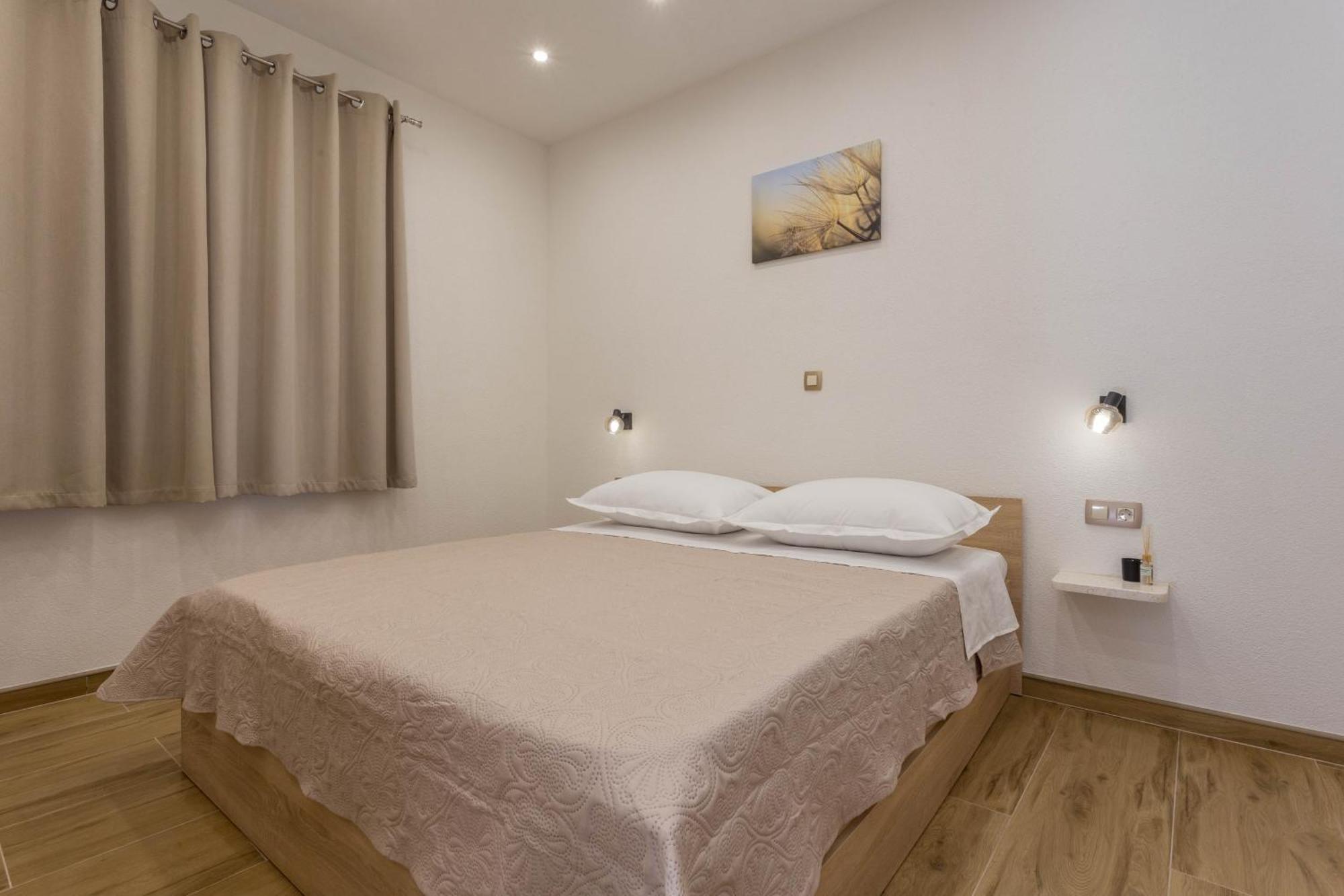 Apartments By The Sea Cove Zastupac, Hvar - 8761 Хвар Екстериор снимка